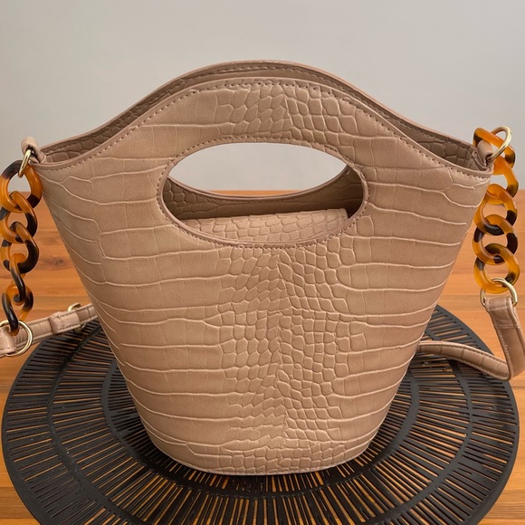 Tan Crossbody Handbag - generic - Picture 2 of 5